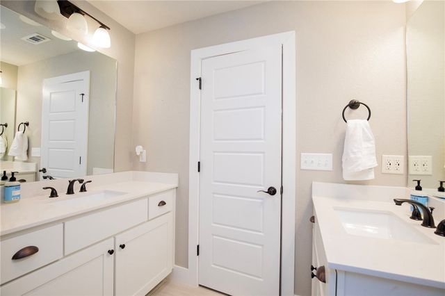 1314 Fifth Avenue, Lowell, AR 72745