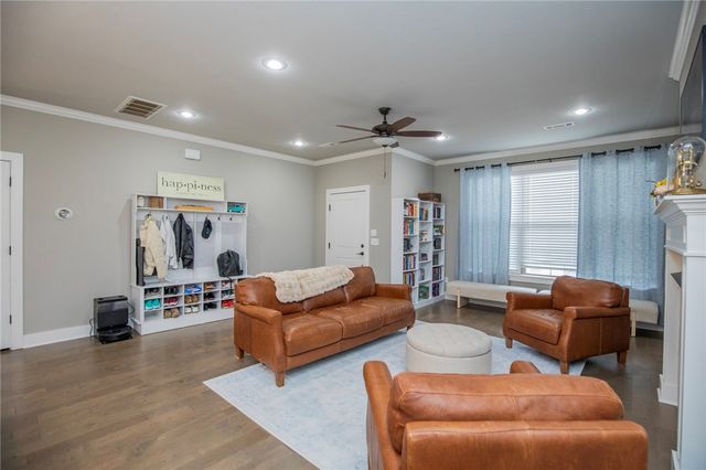 1314 Fifth Avenue, Lowell, AR 72745