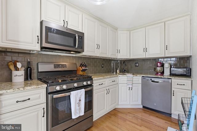614 RIVELY AVE, Glenolden, PA 19036