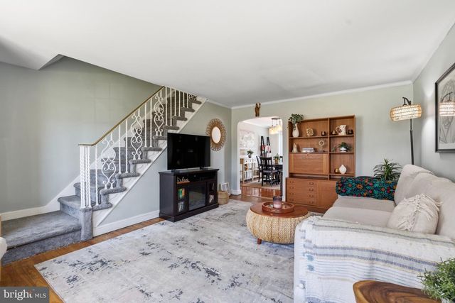 614 RIVELY AVE, Glenolden, PA 19036