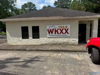100 Spurlock Street, Rainbow City, AL 35906