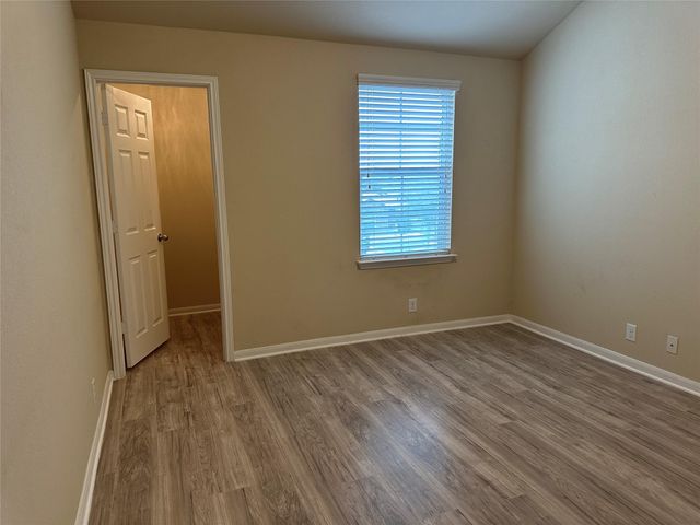 307 Wild Cat DR, Bastrop, TX 78602