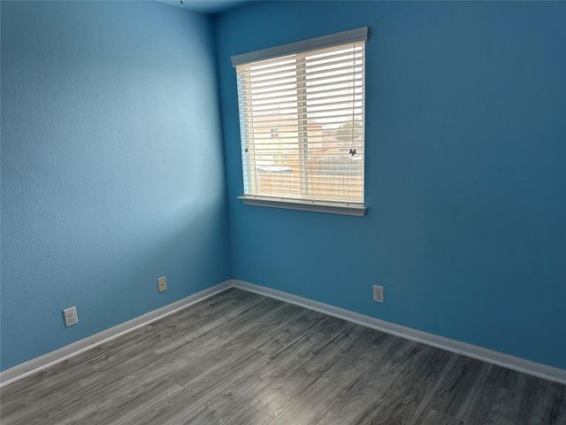 307 Wild Cat DR, Bastrop, TX 78602