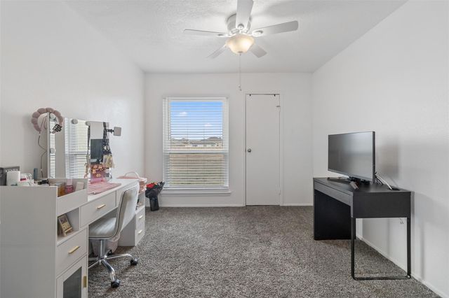 7600 Emmett F Lowry Expressway 1102, Texas City, TX 77591