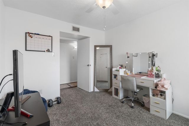 7600 Emmett F Lowry Expressway 1102, Texas City, TX 77591