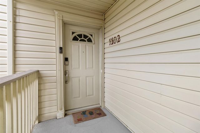 7600 Emmett F Lowry Expressway 1102, Texas City, TX 77591