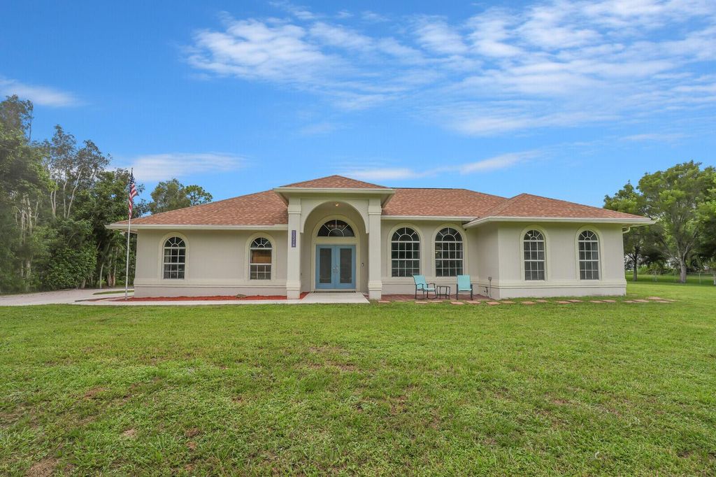 13218 86th Road N, The Acreage, FL 33412