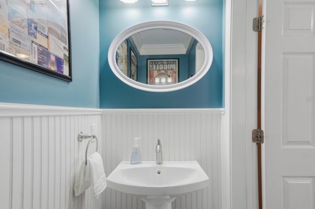 107 Stark Street, Portsmouth, NH 03801