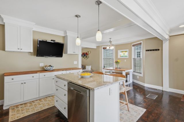 107 Stark Street, Portsmouth, NH 03801