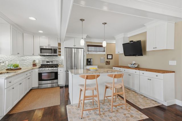 107 Stark Street, Portsmouth, NH 03801
