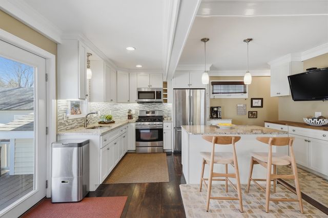 107 Stark Street, Portsmouth, NH 03801