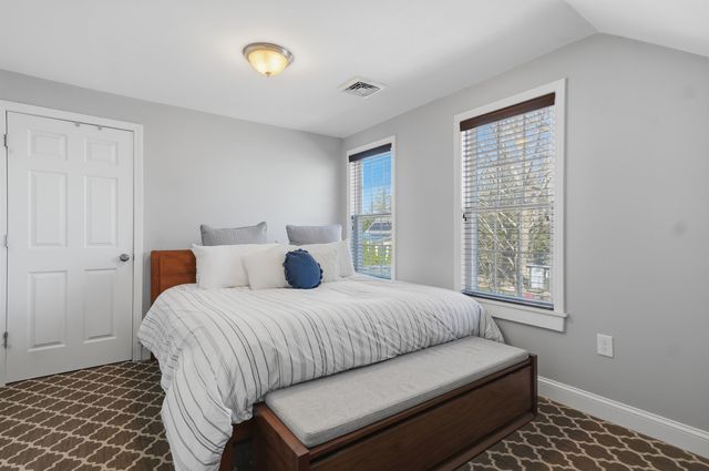 107 Stark Street, Portsmouth, NH 03801