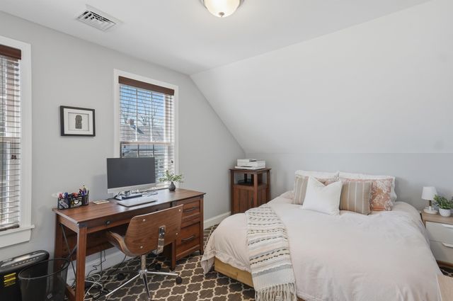 107 Stark Street, Portsmouth, NH 03801