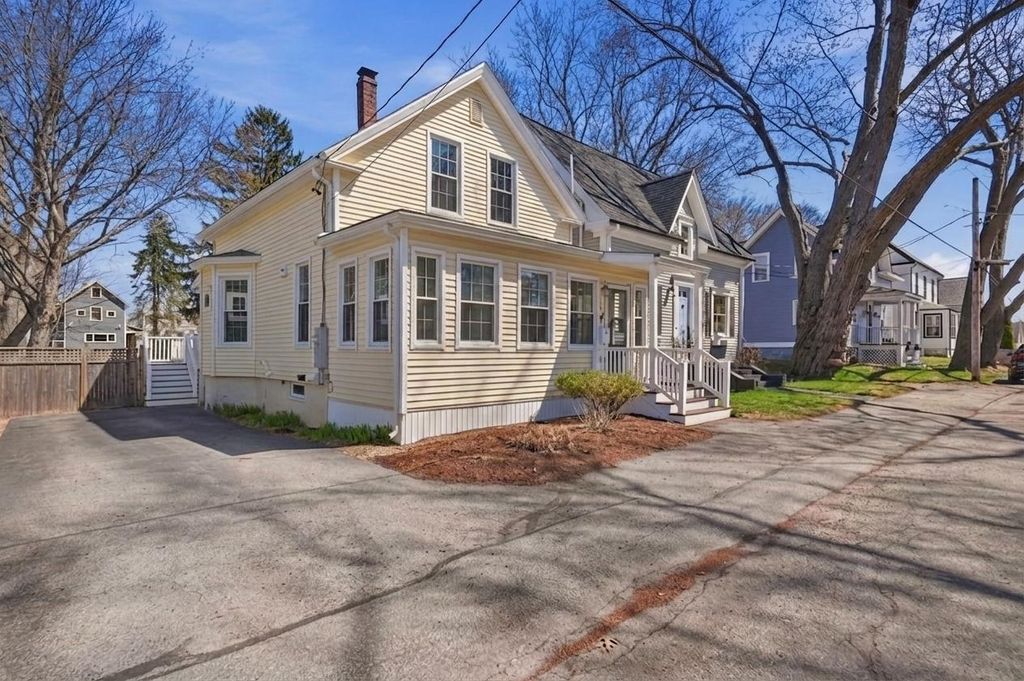 107 Stark Street, Portsmouth, NH 03801