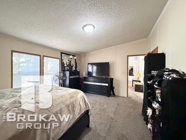 329 Hidden Pine Road, Flint, MI 48506