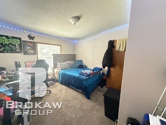 329 Hidden Pine Road, Flint, MI 48506