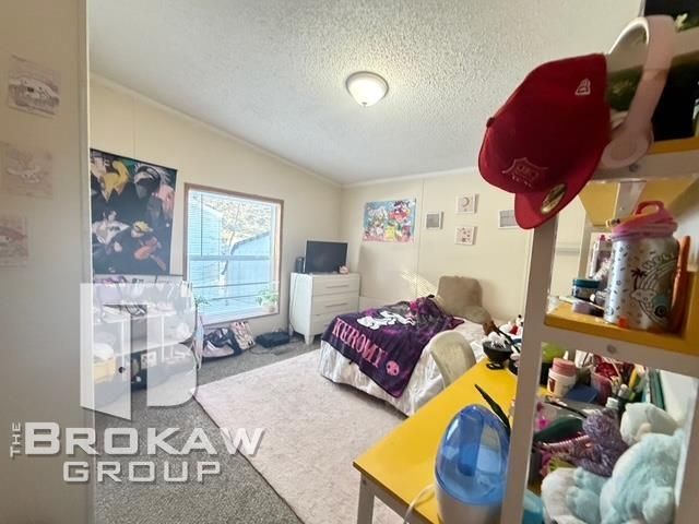 329 Hidden Pine Road, Flint, MI 48506