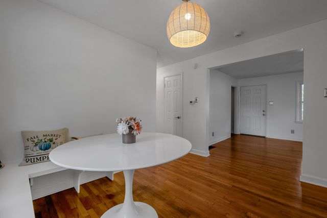 1653 Lindy Lane, Lexington, KY 40505