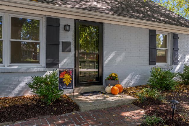 1653 Lindy Lane, Lexington, KY 40505