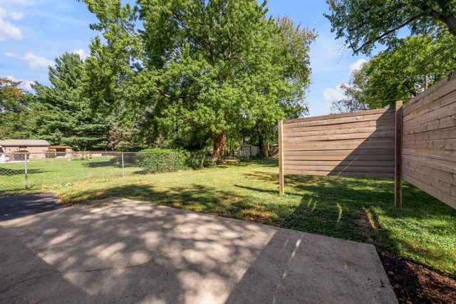 1653 Lindy Lane, Lexington, KY 40505