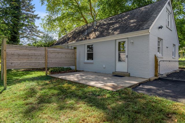 1653 Lindy Lane, Lexington, KY 40505