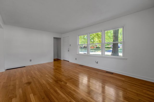 1653 Lindy Lane, Lexington, KY 40505