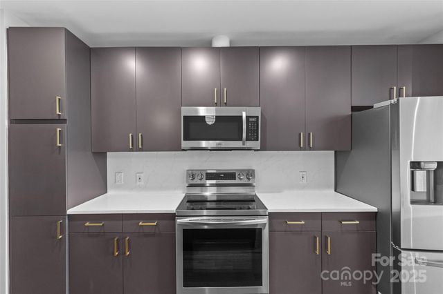 210 N Church Street 2910, Charlotte, NC 28202