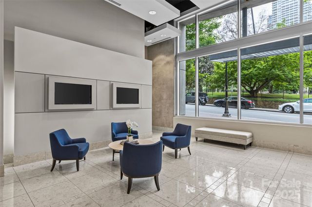 210 N Church Street 2910, Charlotte, NC 28202