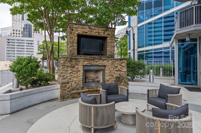 210 N Church Street 2910, Charlotte, NC 28202