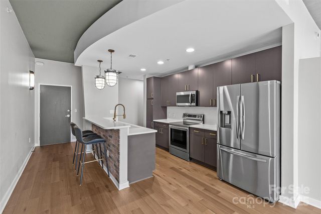 210 N Church Street 2910, Charlotte, NC 28202