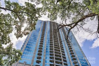 210 N Church Street 2910, Charlotte, NC 28202