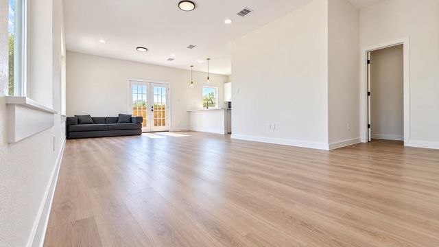 8361 Tate Street, Houston, TX 77028