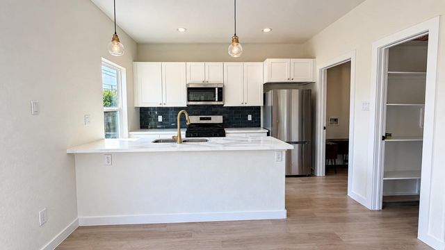 8361 Tate Street, Houston, TX 77028