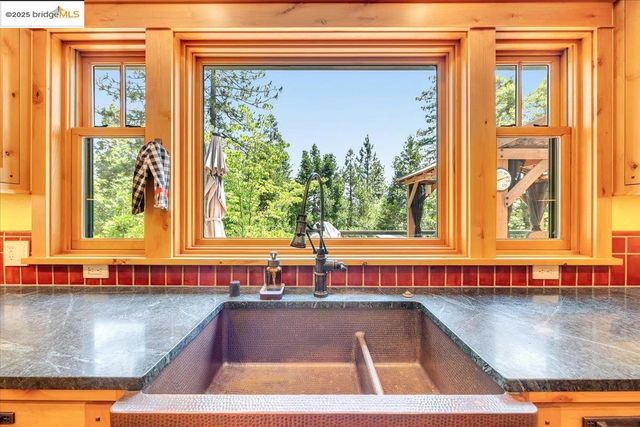 23980 Cedar Hill Lane, Twain Harte, CA 95383