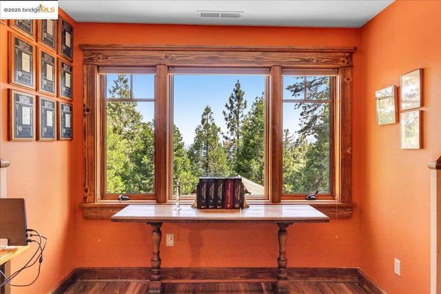 23980 Cedar Hill Lane, Twain Harte, CA 95383