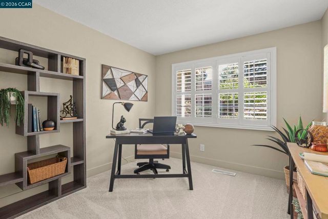 406 Mt Sequoia Ct, Clayton, CA 94517