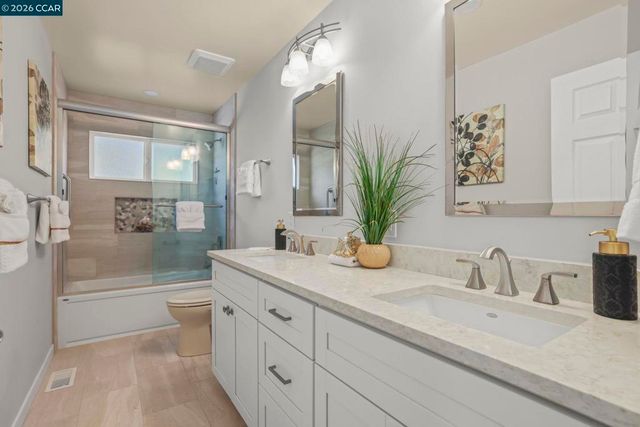 406 Mt Sequoia Ct, Clayton, CA 94517