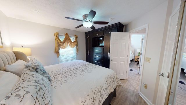 14 Star Trek Drive 1, Bronston, KY 42518