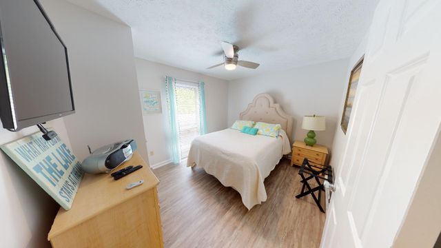 14 Star Trek Drive 1, Bronston, KY 42518