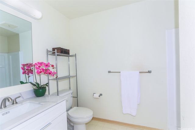 94-508 Kupuohi Street 8103, Waipahu, HI 96797