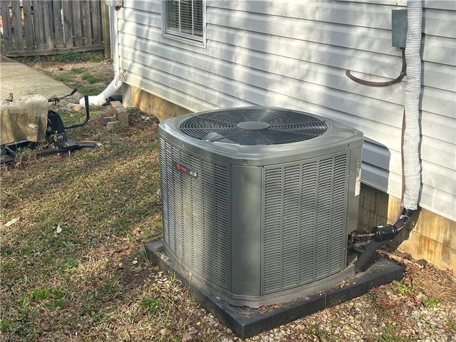 298 Little Street NE, White, GA 30184