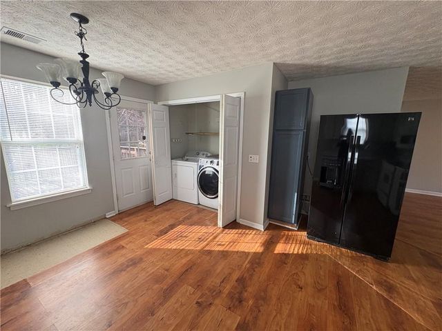 298 Little Street NE, White, GA 30184