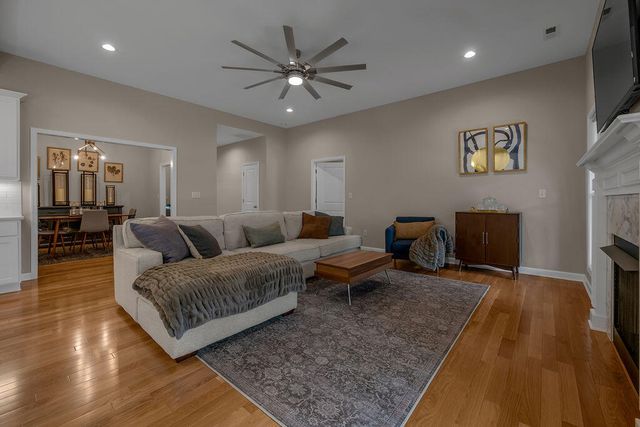1313 Angus Trail, Lexington, KY 40509