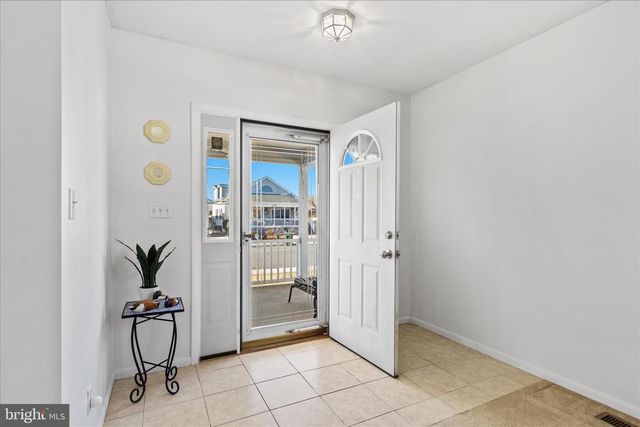 120 NAUTICAL LN, Ocean City, MD 21842