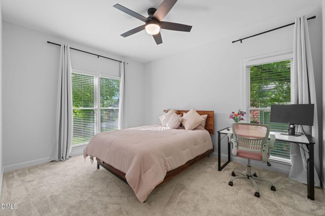 1409 Kings Branch Way, Raleigh, NC 27614