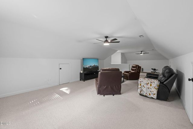 1409 Kings Branch Way, Raleigh, NC 27614