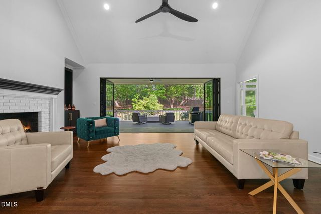 1409 Kings Branch Way, Raleigh, NC 27614