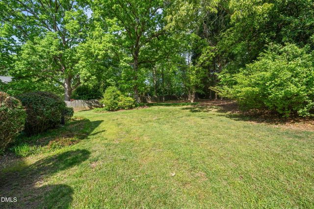 1409 Kings Branch Way, Raleigh, NC 27614