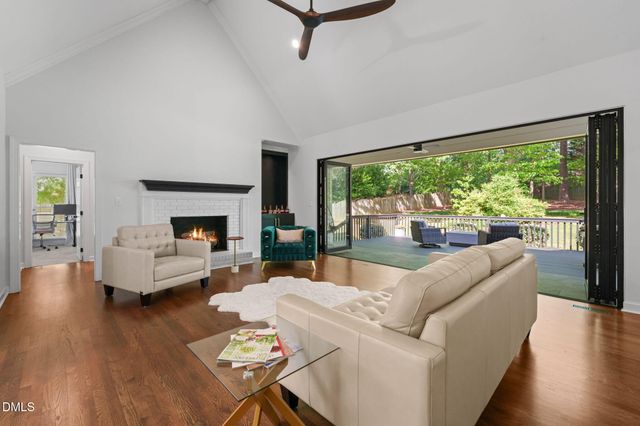 1409 Kings Branch Way, Raleigh, NC 27614