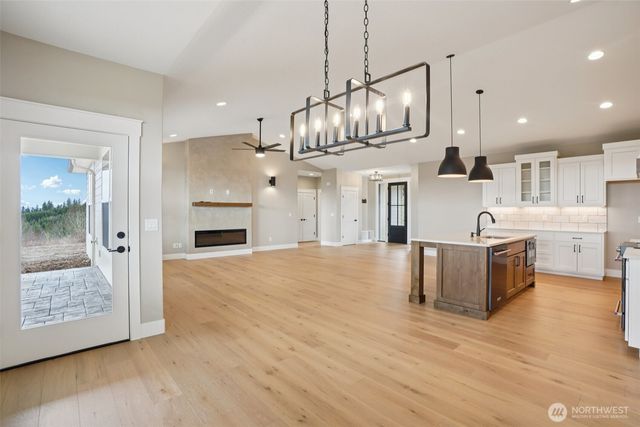 917 Confer Road, Kalama, WA 98625